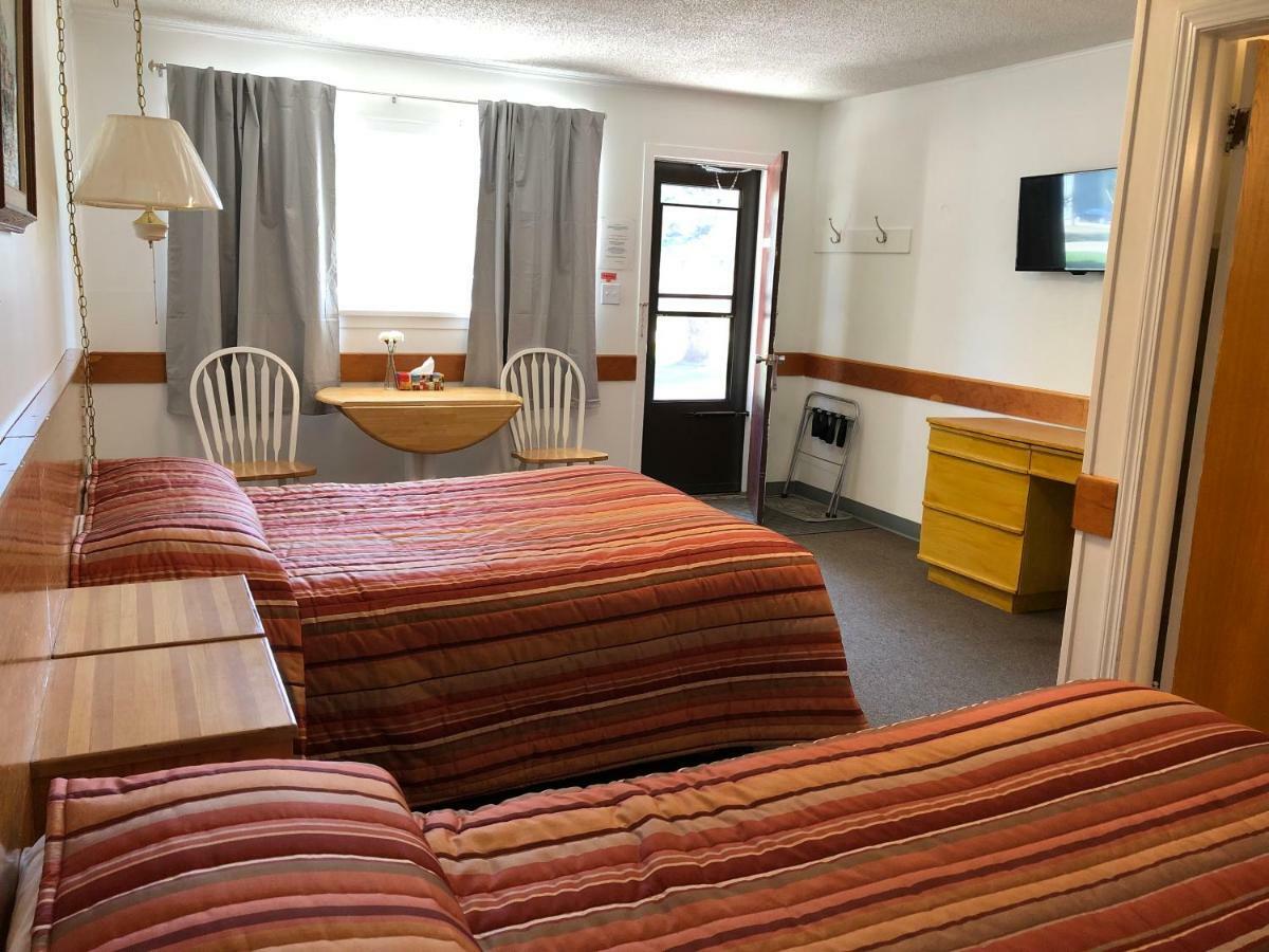 Yellow Quill Motel Portage la Prairie Buitenkant foto